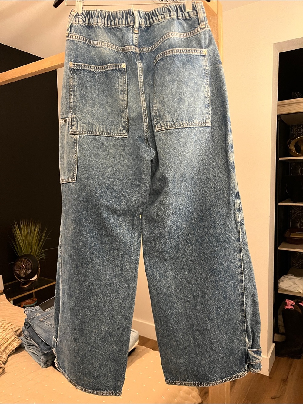 Free People Wide Leg Patch Pocket Women's Jeans - Blue Denim - Picture 2 of 5